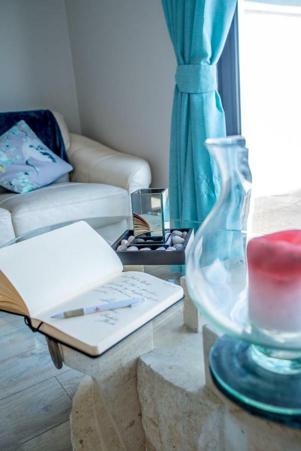 ליסקאנור Beside The Sea & Minutes From Cliffs-Clahane Shore Lodge מראה חיצוני תמונה