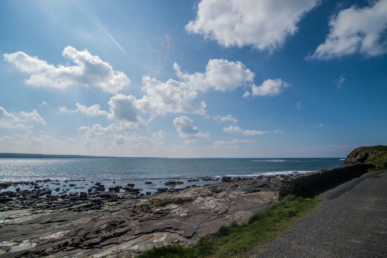 ליסקאנור Beside The Sea & Minutes From Cliffs-Clahane Shore Lodge מראה חיצוני תמונה